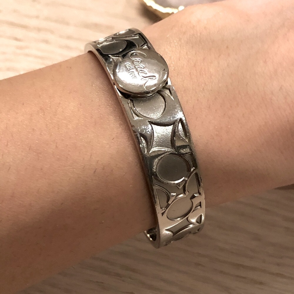 Coach Clasp Logo Bracelet